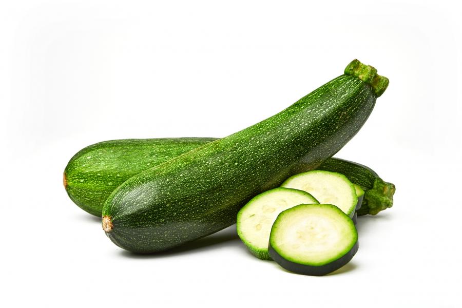 Courgette (Cucurbita pepo) © I Stock